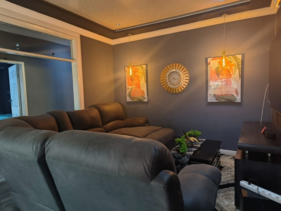 3 Bedroom Property for Sale in Pienaarsdorp North West